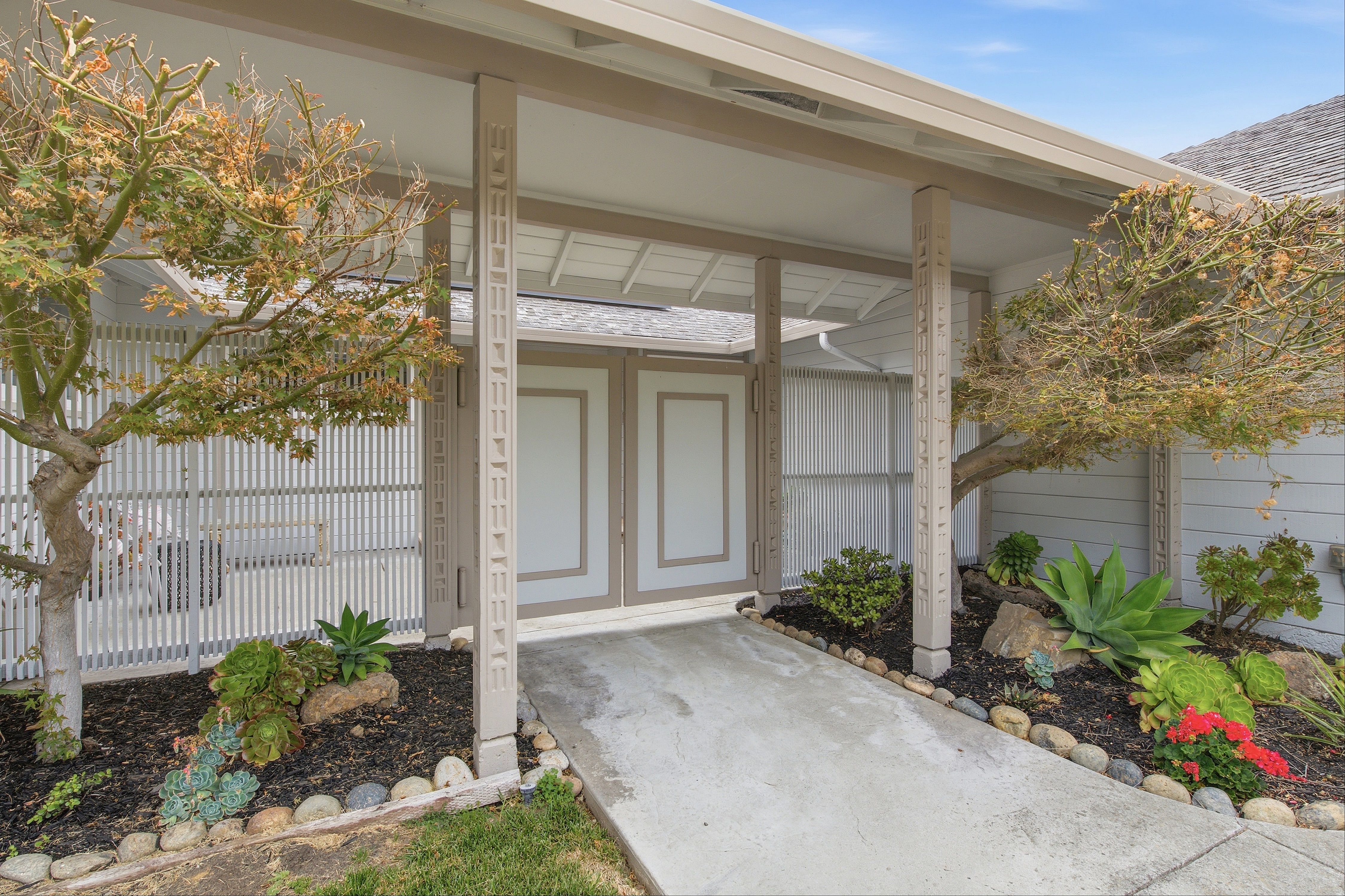 Spacious Single-Level Home on an Expansive Lot - 物件實景