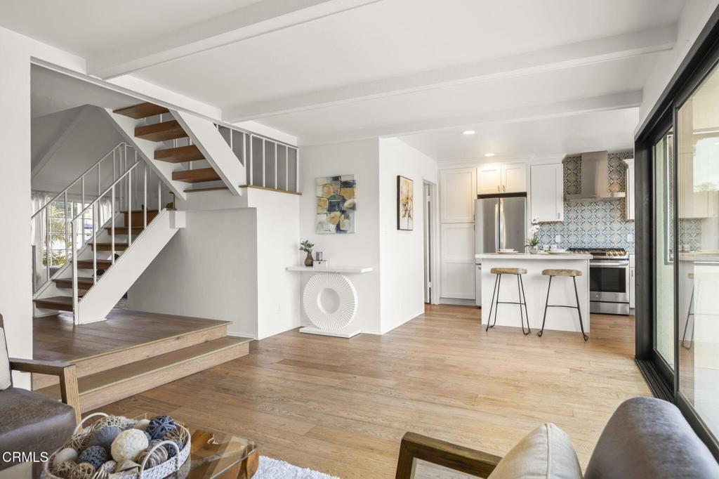 Ventura, California, 93001, United States, 4 Bedrooms Bedrooms, ,3 BathroomsBathrooms,Residential,For Sale,1974462