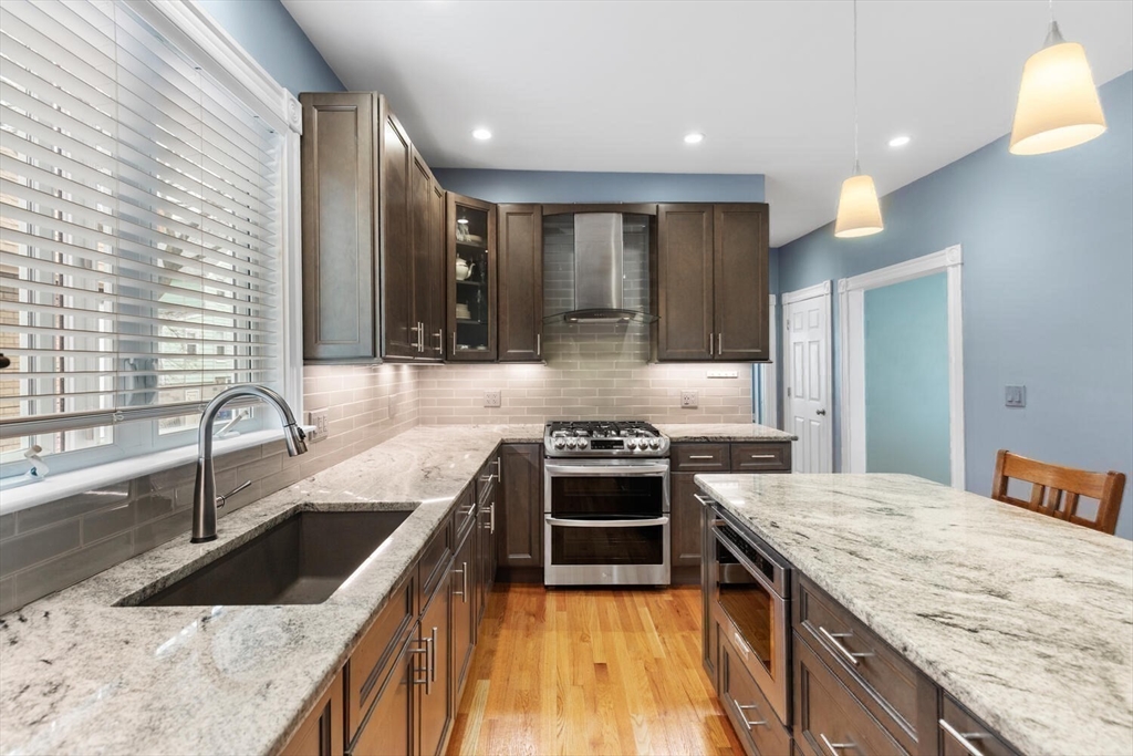 Malden, Massachusetts, 02148, United States, 5 Bedrooms Bedrooms, ,3 BathroomsBathrooms,Residential,For Sale,2033163