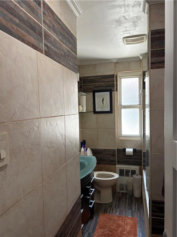 Brooklyn, New York, 11234, United States, 4 Bedrooms Bedrooms, ,2 BathroomsBathrooms,Residential,For Sale,1938147