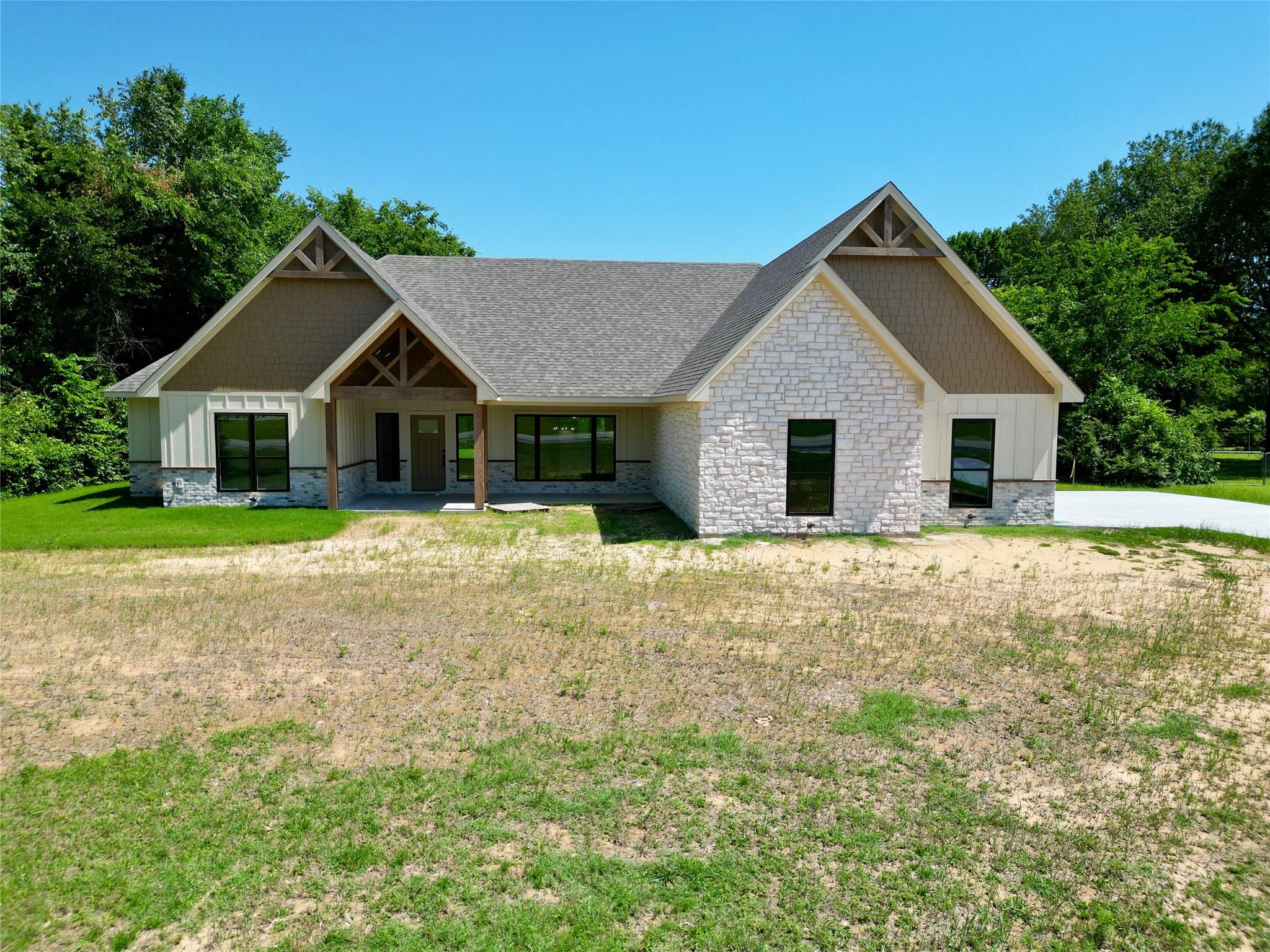 Paris, Texas, 75462, United States, 4 Bedrooms Bedrooms, ,4 BathroomsBathrooms,Residential,For Sale,2049414