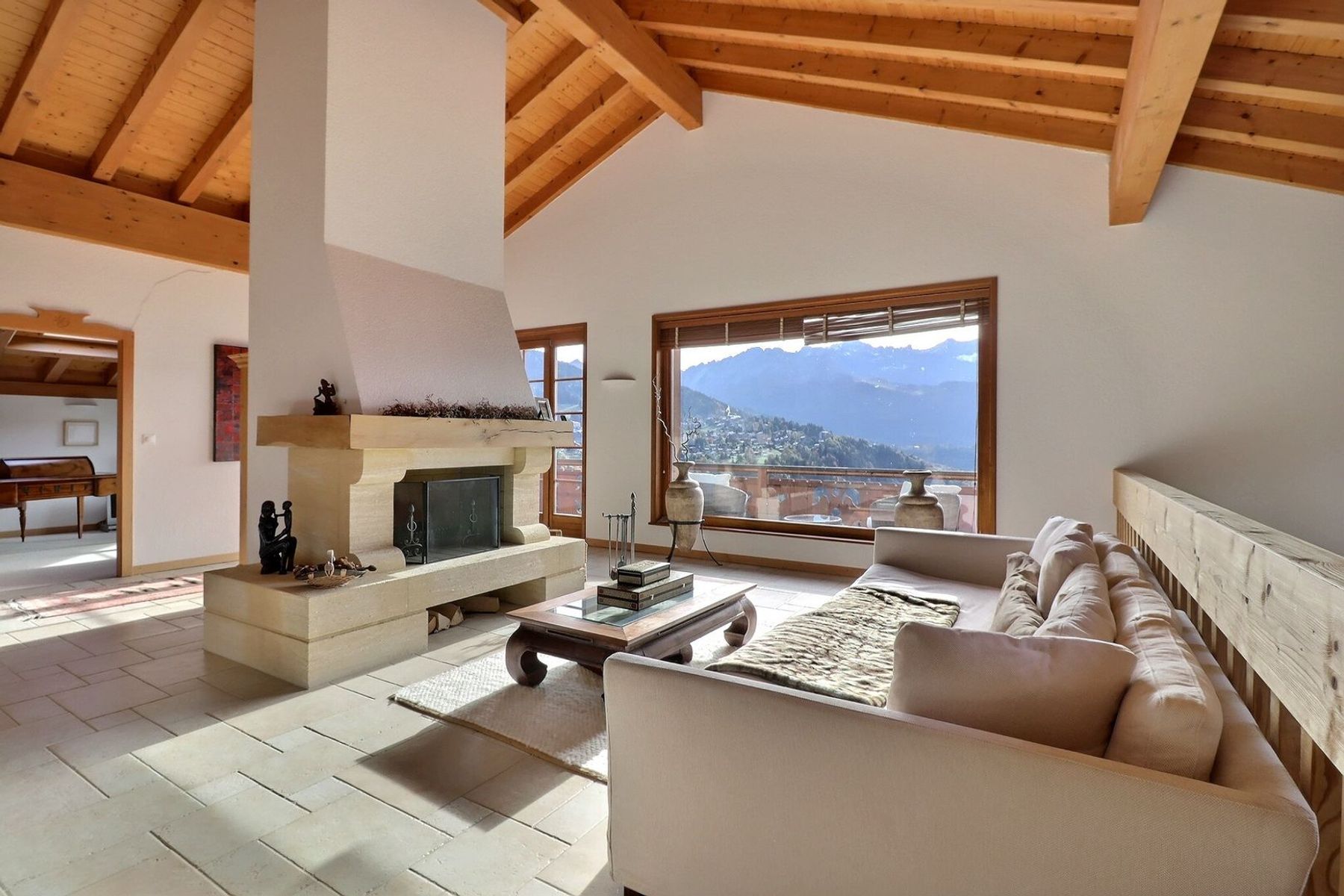  An ode to serenity, luxurious & spacious chalet with panoramic views - 物件實景
