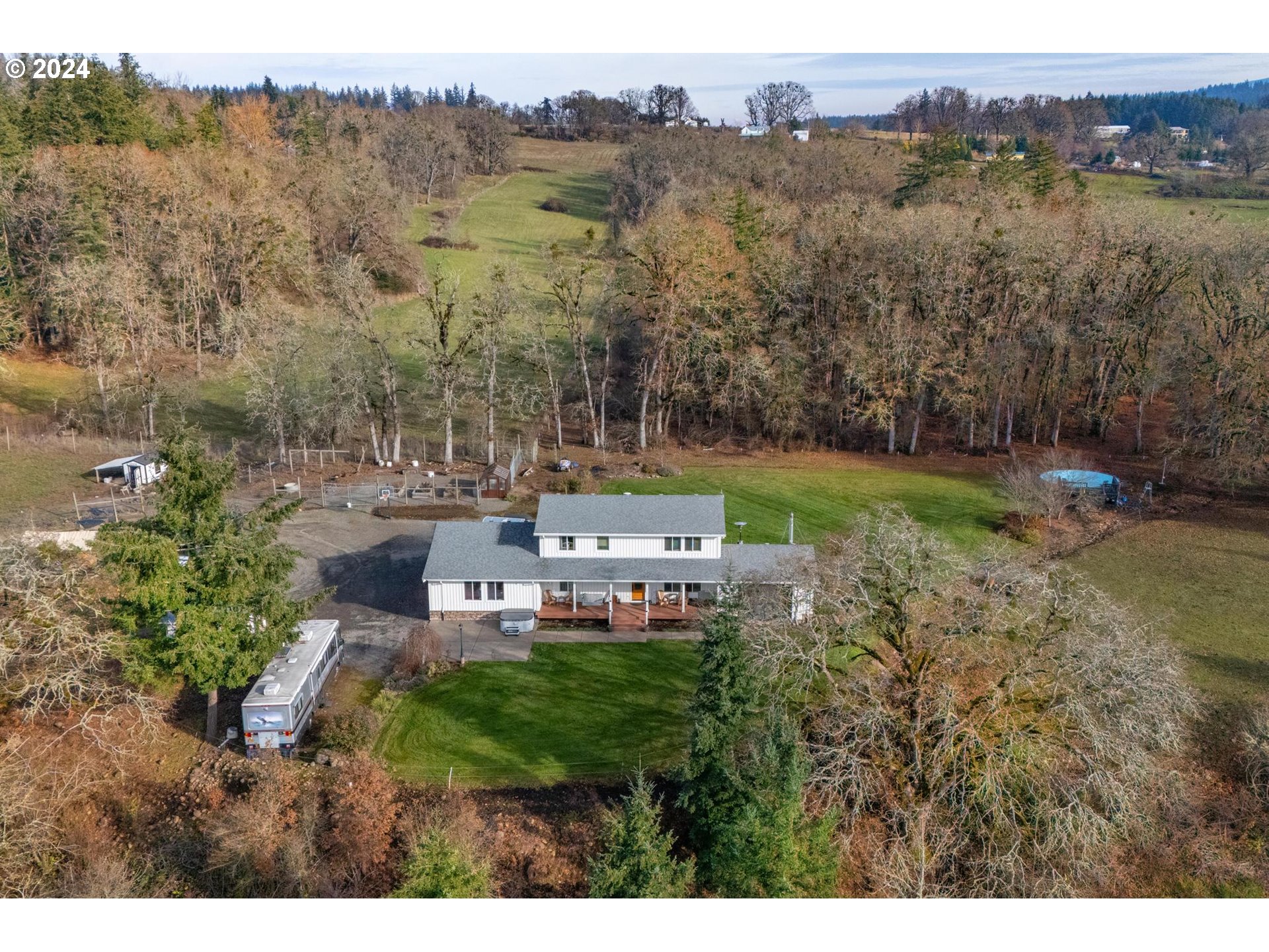 33020 S Dickey Prairie Rd, Molalla, Oregon, 97038, United States, 4 Bedrooms Bedrooms, ,3 BathroomsBathrooms,Residential,For Sale,33020 S Dickey Prairie Rd,1670604