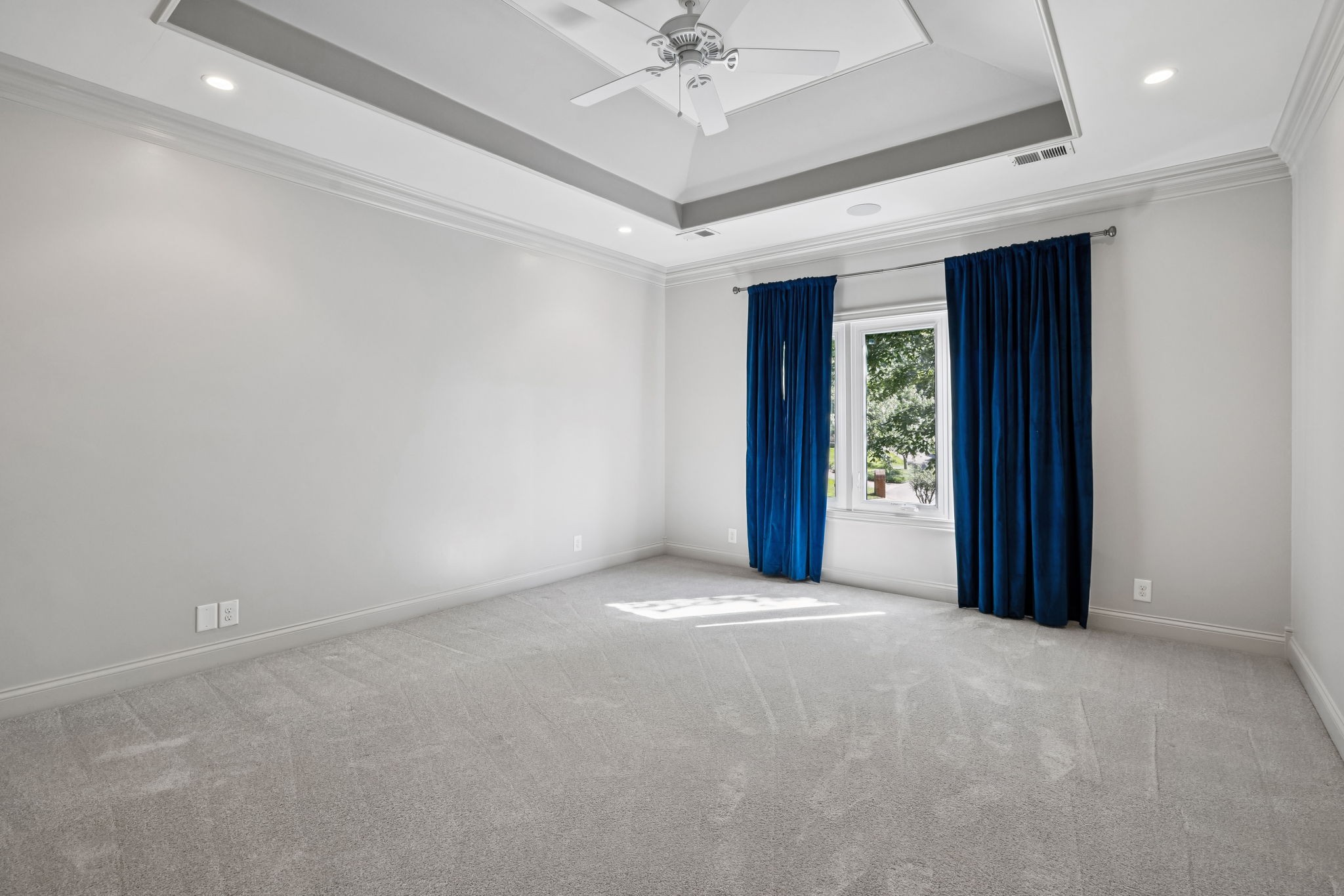  827 Maxwell Ct, Nashville, TN, 37220 - 物件實景