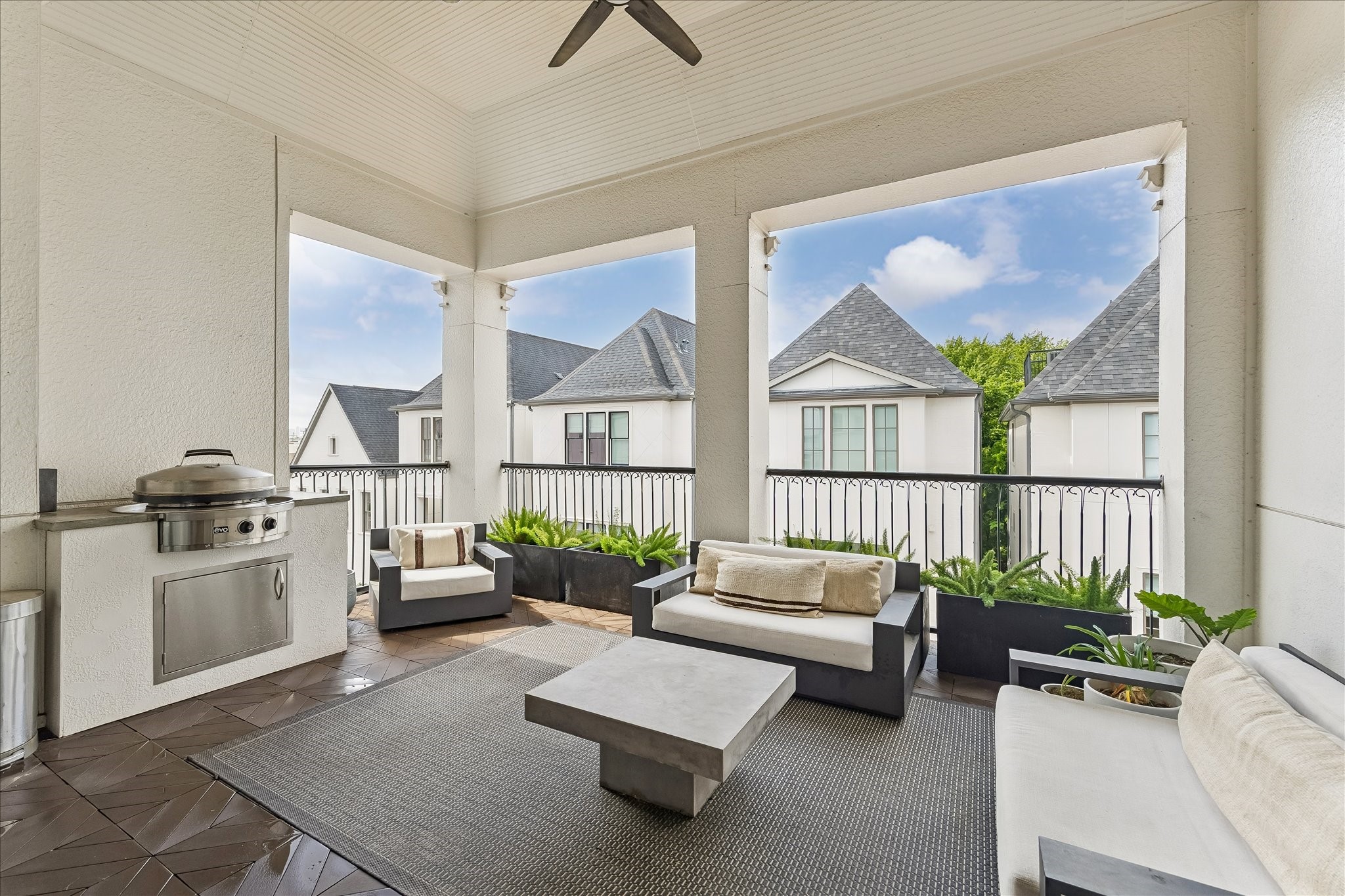  6108 Nicholas Grove Place - 物件實景