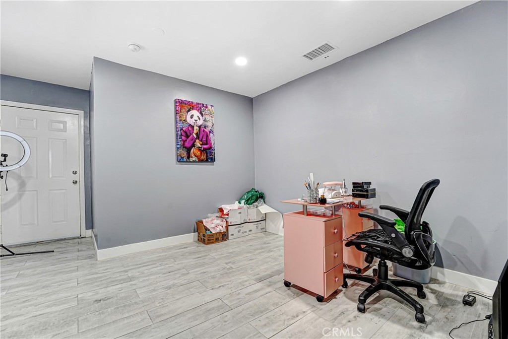 Sun Valley, California, 91352, United States, 4 Bedrooms Bedrooms, ,2 BathroomsBathrooms,Residential,For Sale,2017645
