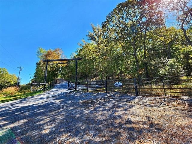 Tahlequah, Oklahoma, 74464, United States, 4 Bedrooms Bedrooms, ,4 BathroomsBathrooms,Residential,For Sale,1984008