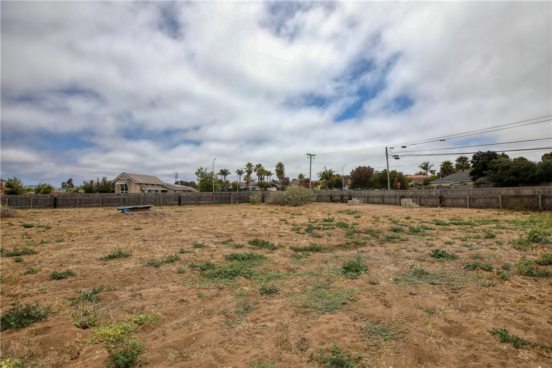 Grover Beach, California, 93433, United States, 3 Bedrooms Bedrooms, ,2 BathroomsBathrooms,Residential,For Sale,1899547