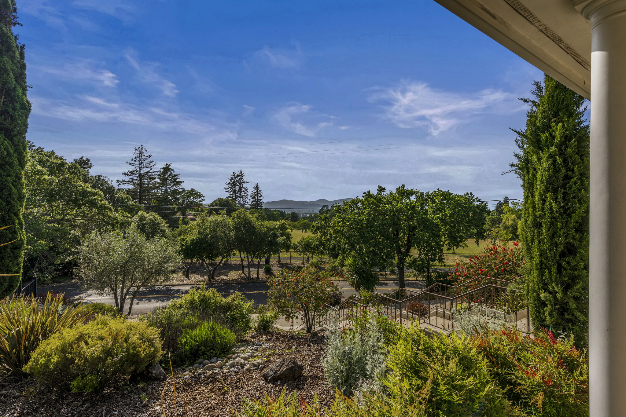  382 Lakeview Avenue Napa CA 94559 - 物件實景
