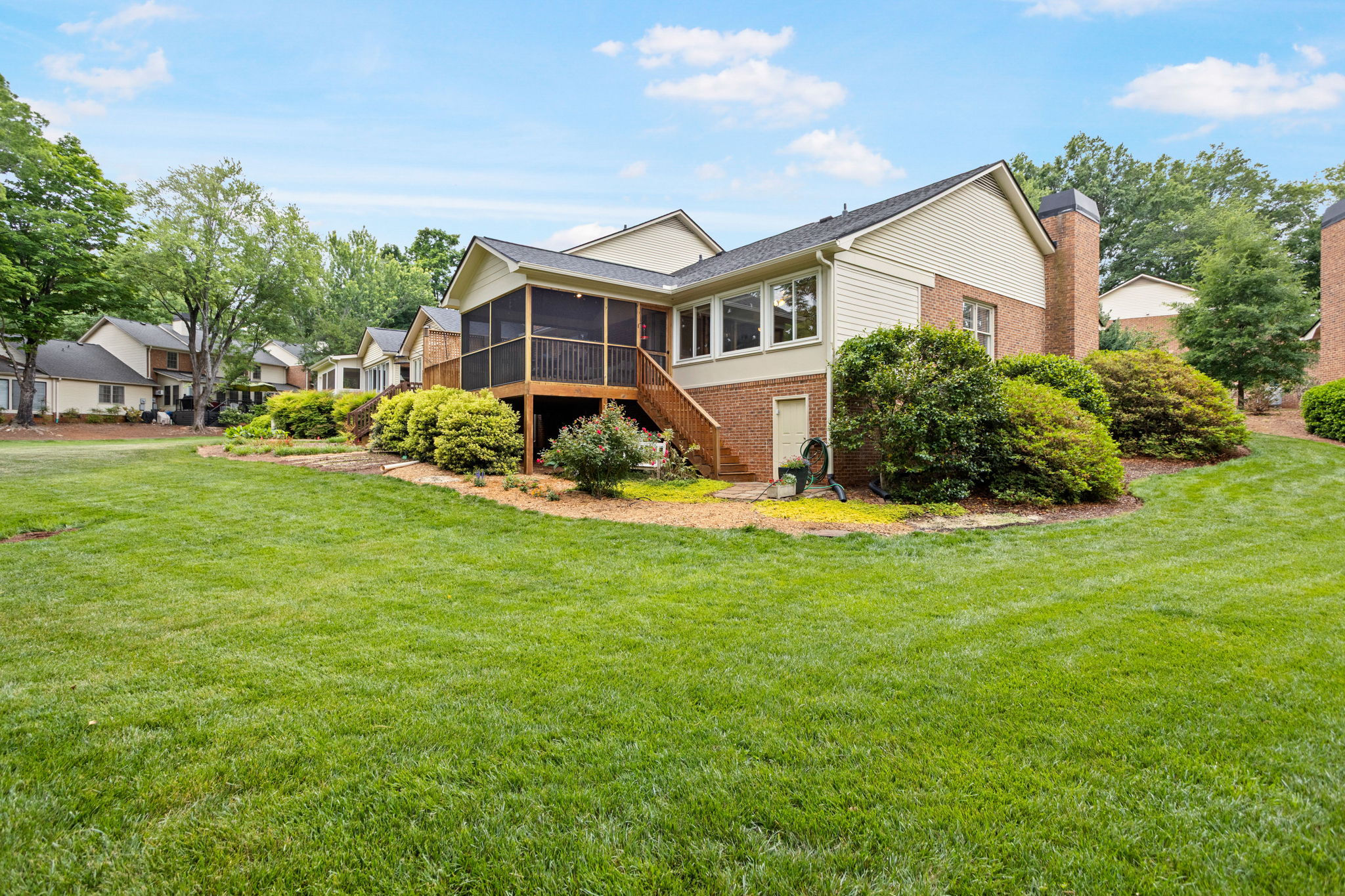  206 McDaniel Greene, Greenville, SC 29601 - 物件實景