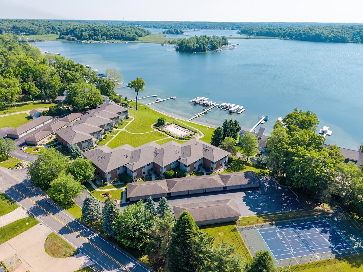 Fremont, Indiana, 46737, United States, 2 Bedrooms Bedrooms, ,2 BathroomsBathrooms,Residential,For Sale,1694932