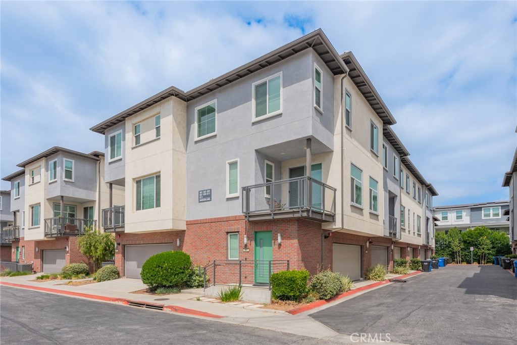 West Covina, California, 91790, United States, 4 Bedrooms Bedrooms, ,4 BathroomsBathrooms,Residential,For Sale,2049084