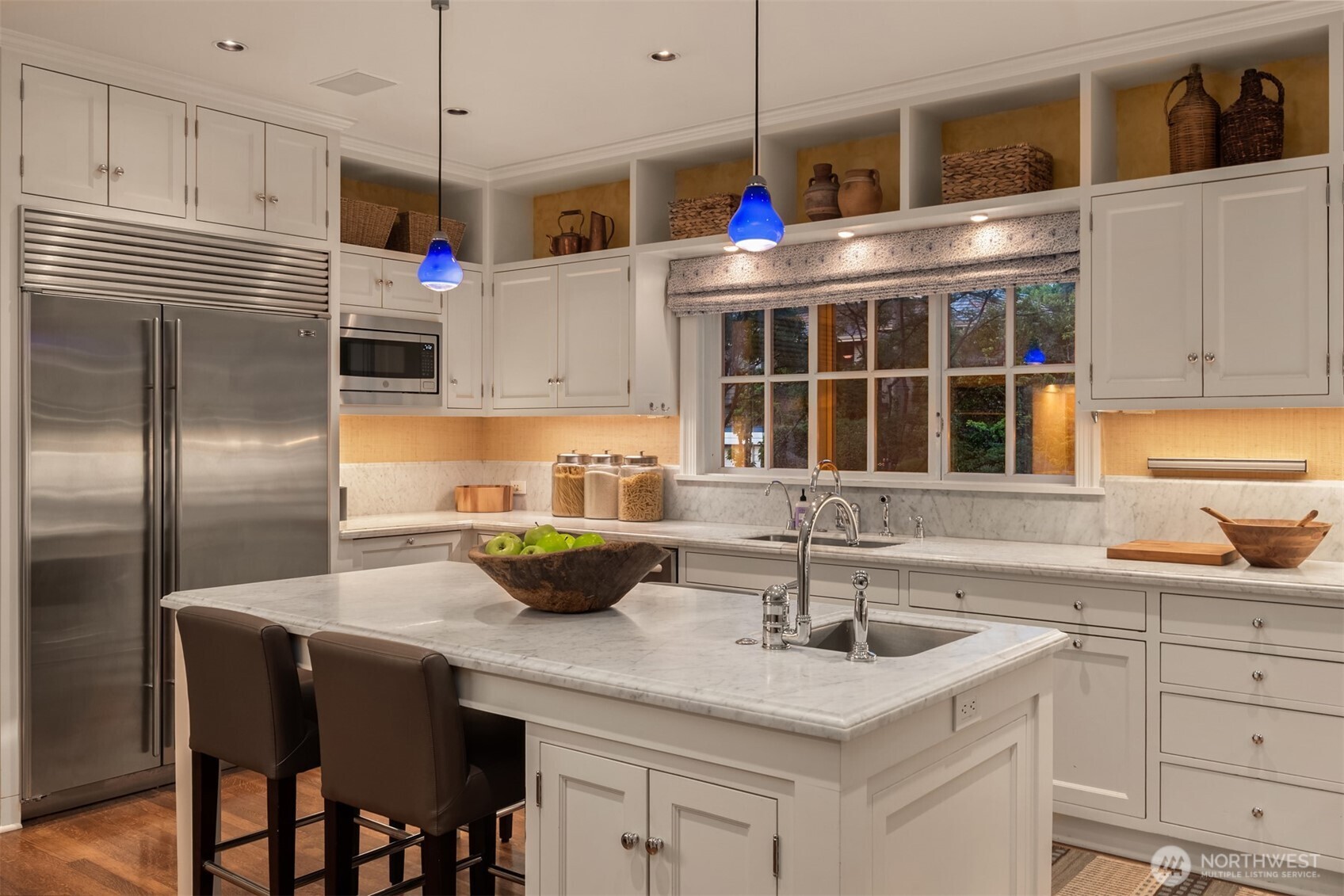 Seattle, Washington, 98102, United States, 5 Bedrooms Bedrooms, ,6 BathroomsBathrooms,Residential,For Sale,1891180