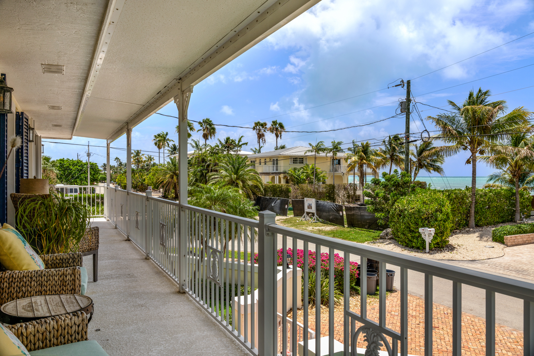  235 W Seaview Circle - 物件實景