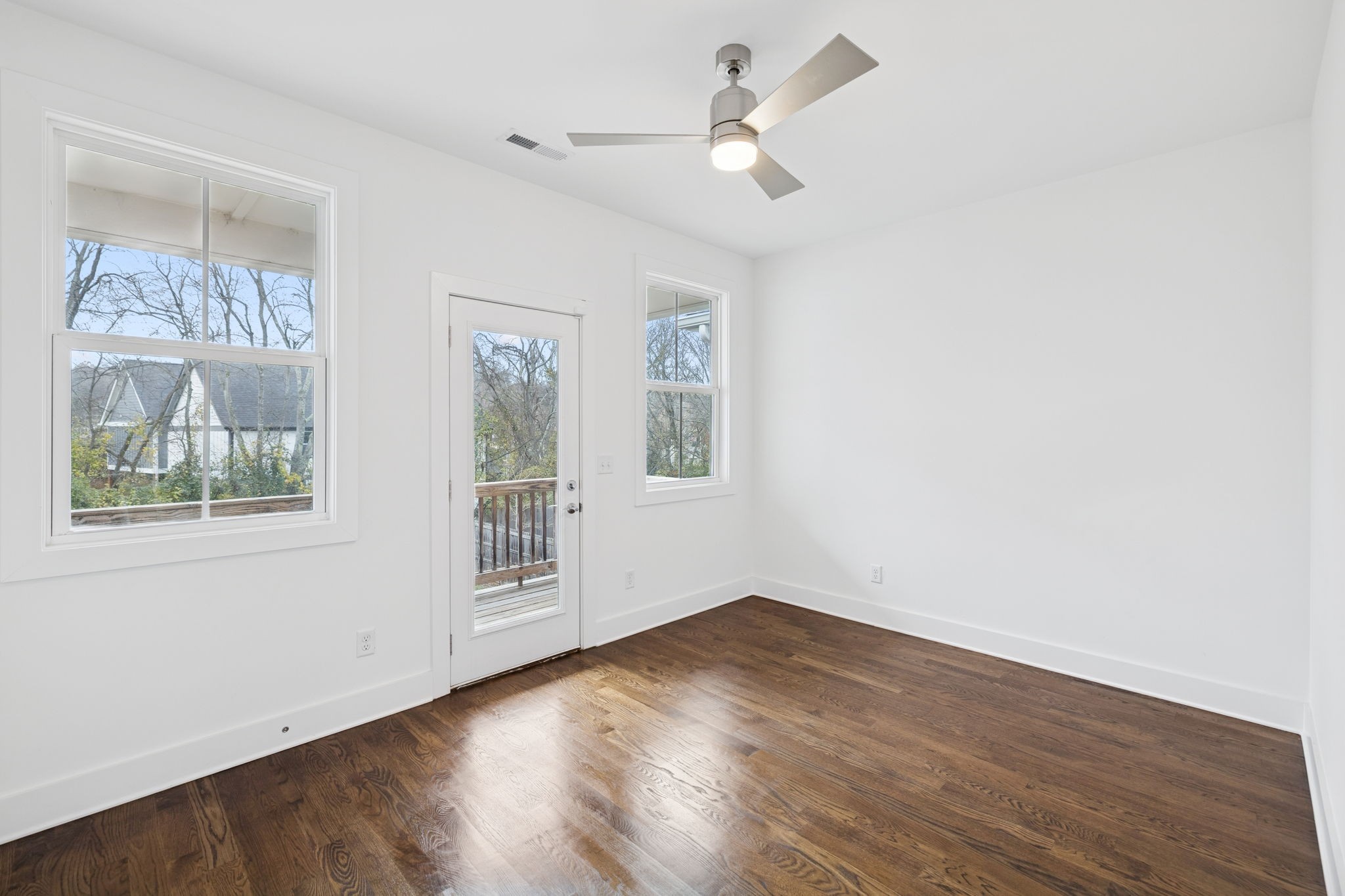 Nashville, Tennessee, 37209, United States, 3 Bedrooms Bedrooms, ,3 BathroomsBathrooms,Residential,For Sale,2001749