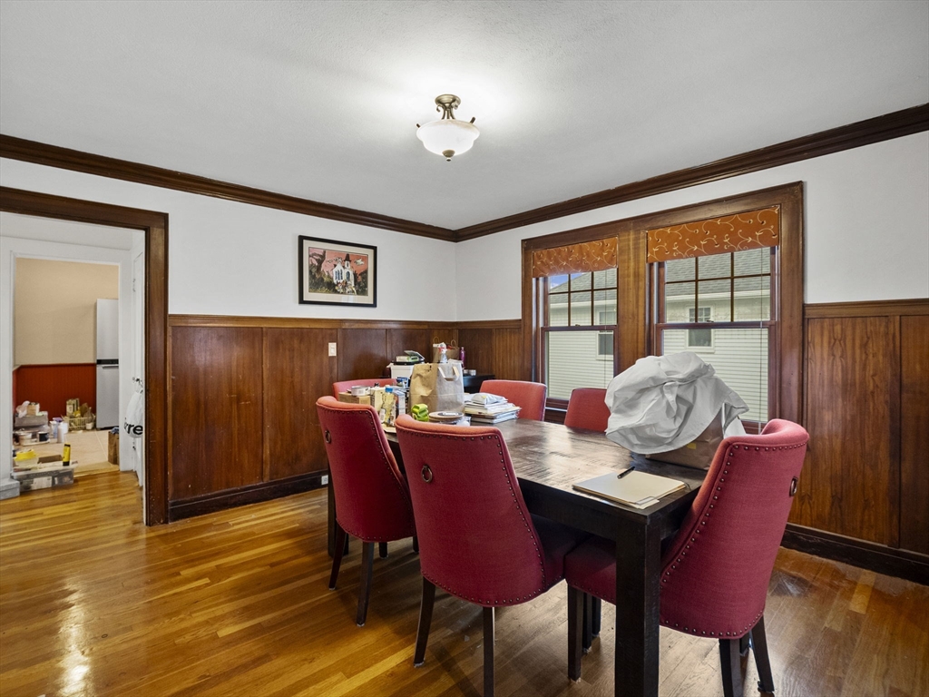 Belmont, Massachusetts, 02478, United States, 3 Bedrooms Bedrooms, ,1 BathroomBathrooms,Residential,For Sale,1988371