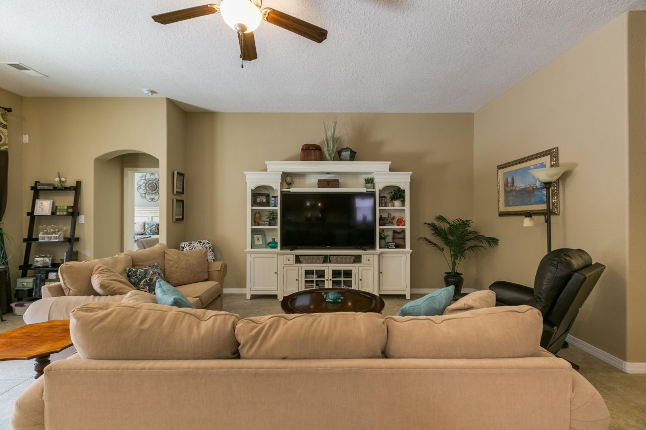 Albuquerque, New Mexico, 87120, United States, 3 Bedrooms Bedrooms, ,2 BathroomsBathrooms,Residential,For Sale,1897760