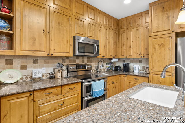 499 SADDLEBACK RIDGE TRL, Bandera, Texas, 78003, United States, 3 Bedrooms Bedrooms, ,3 BathroomsBathrooms,Residential,For Sale,499 SADDLEBACK RIDGE TRL,1618821
