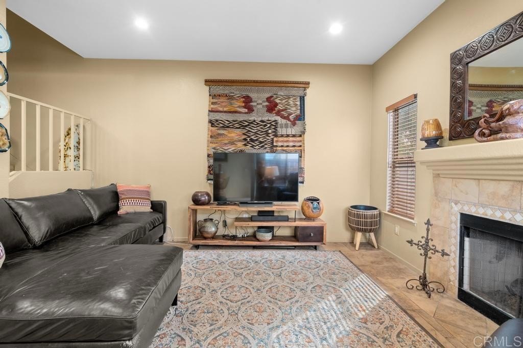 El Cajon, California, 92019, United States, 2 Bedrooms Bedrooms, ,2 BathroomsBathrooms,Residential,For Sale,1992945