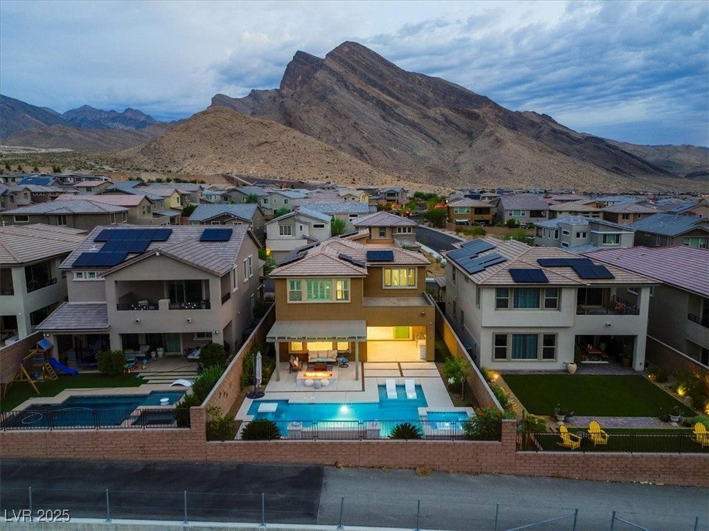 Las Vegas, Nevada, 89138, United States, 3 Bedrooms Bedrooms, ,3 BathroomsBathrooms,Residential,For Sale,1975491