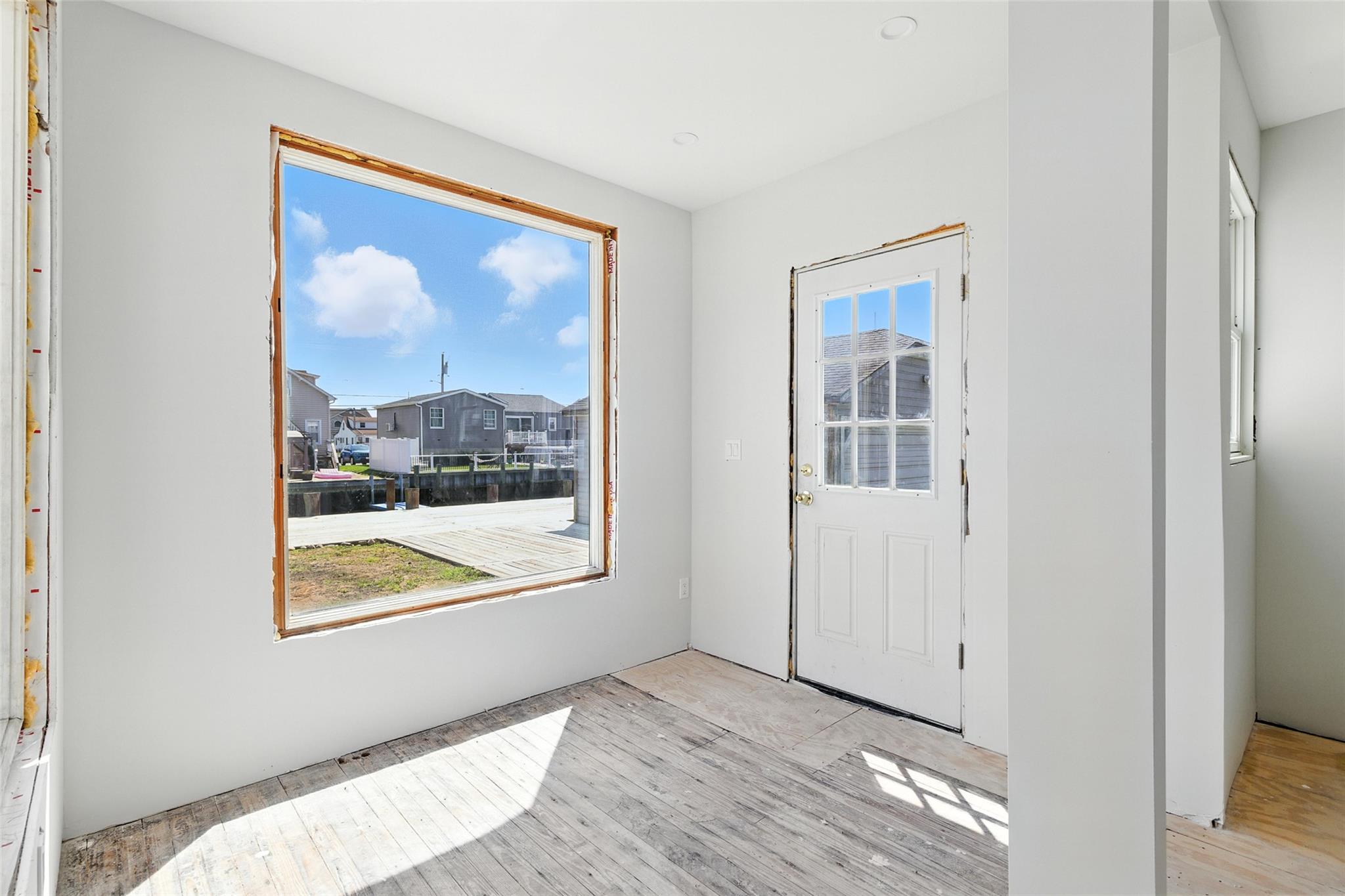 Seaford, New York, 11783, United States, 3 Bedrooms Bedrooms, ,2 BathroomsBathrooms,Residential,For Sale,1908312