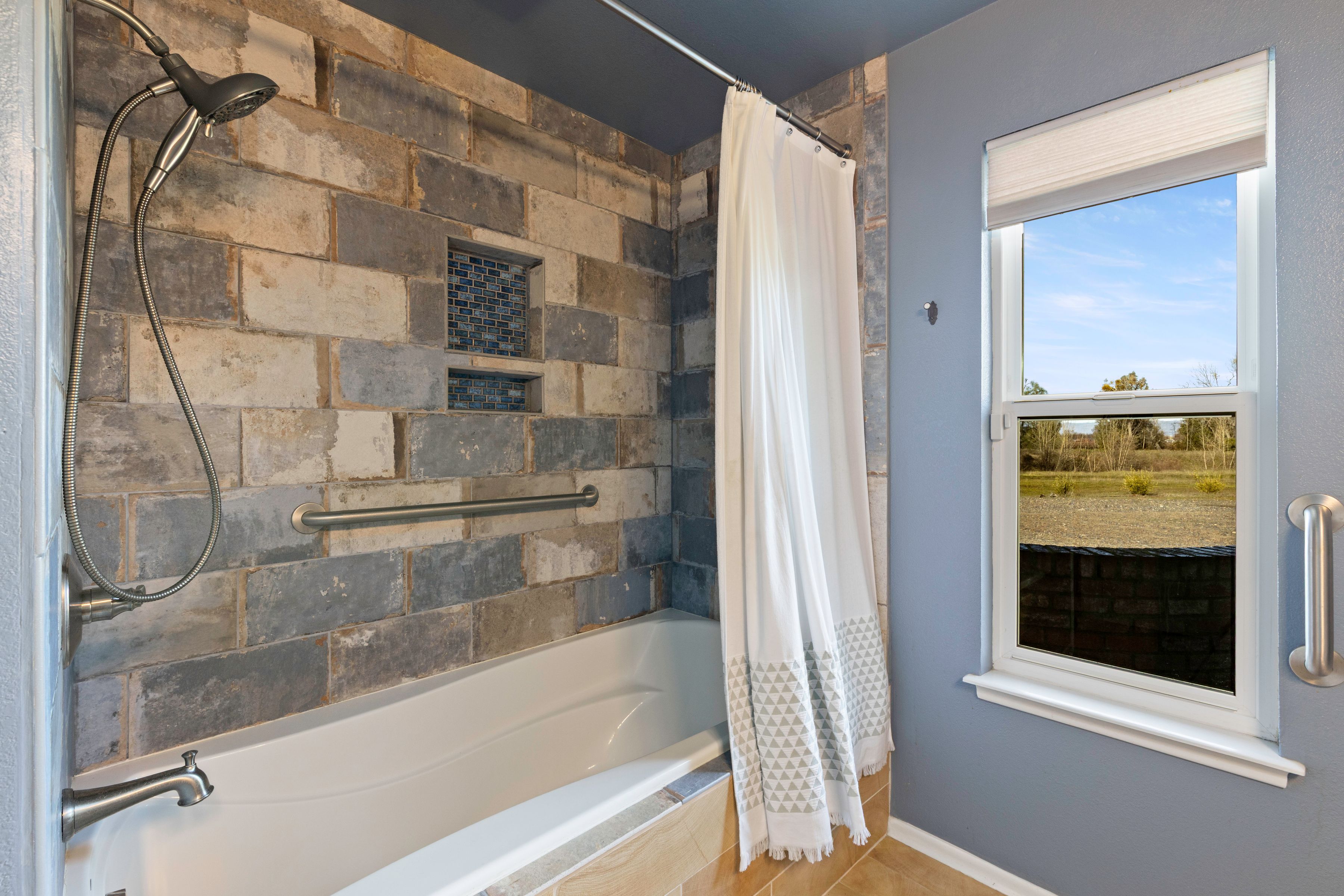  4962 Gaddy Lane - 物件實景