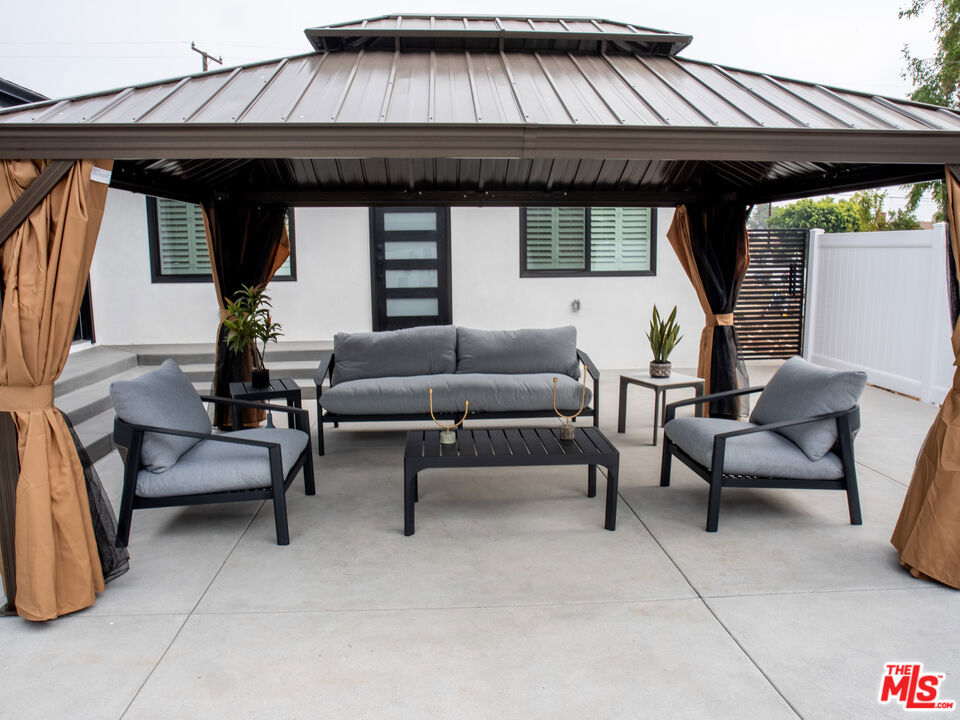 Duarte, California, 91010, United States, 6 Bedrooms Bedrooms, ,3 BathroomsBathrooms,Residential,For Sale,1836068