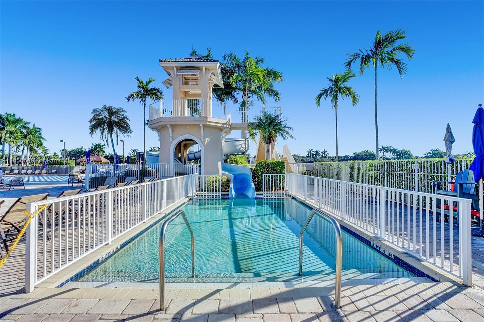 Weston, Florida, 33327, United States, 4 Bedrooms Bedrooms, ,3 BathroomsBathrooms,Residential,For Sale,1913300