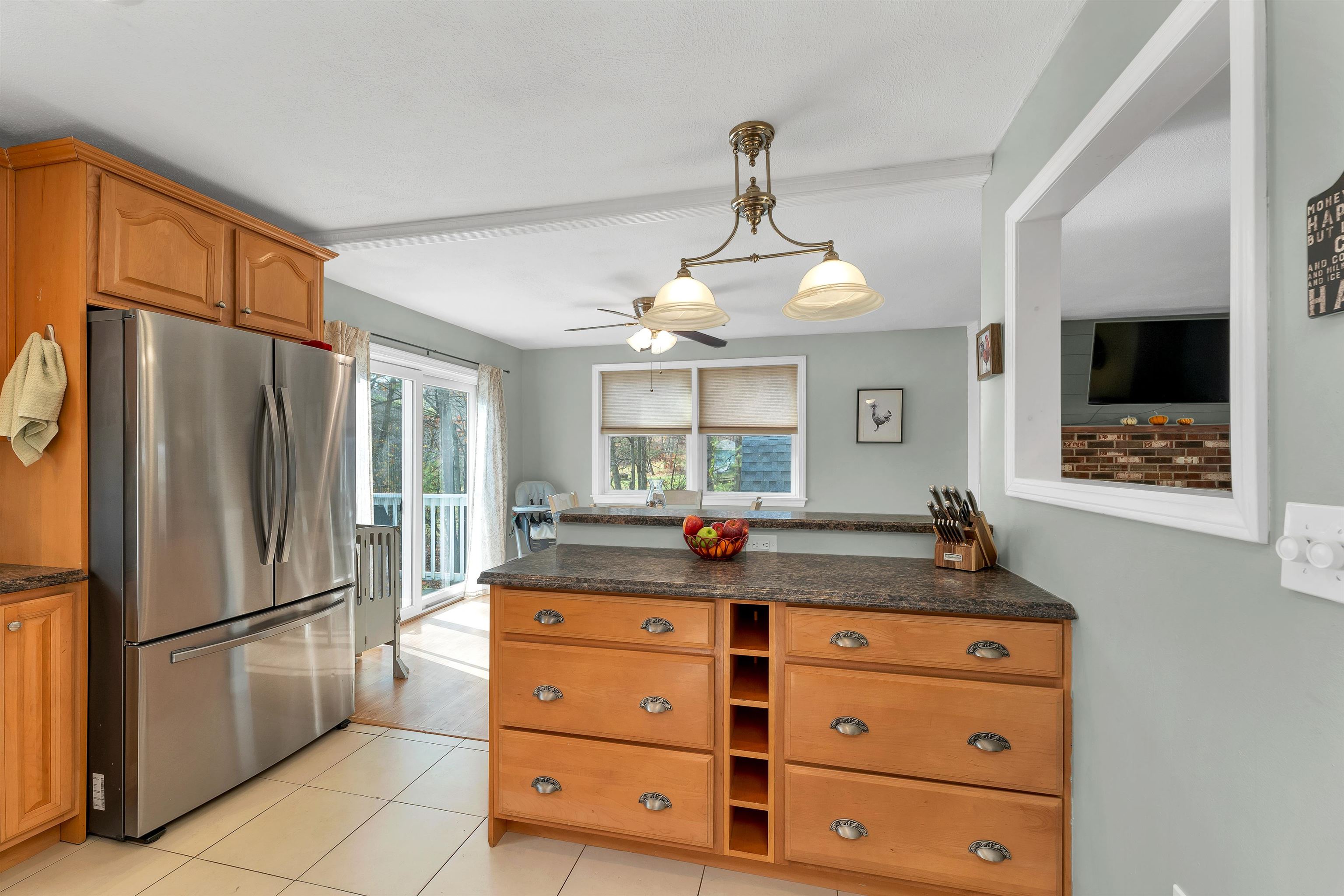 Hooksett, New Hampshire, 03106, United States, 3 Bedrooms Bedrooms, ,2 BathroomsBathrooms,Residential,For Sale,1992104