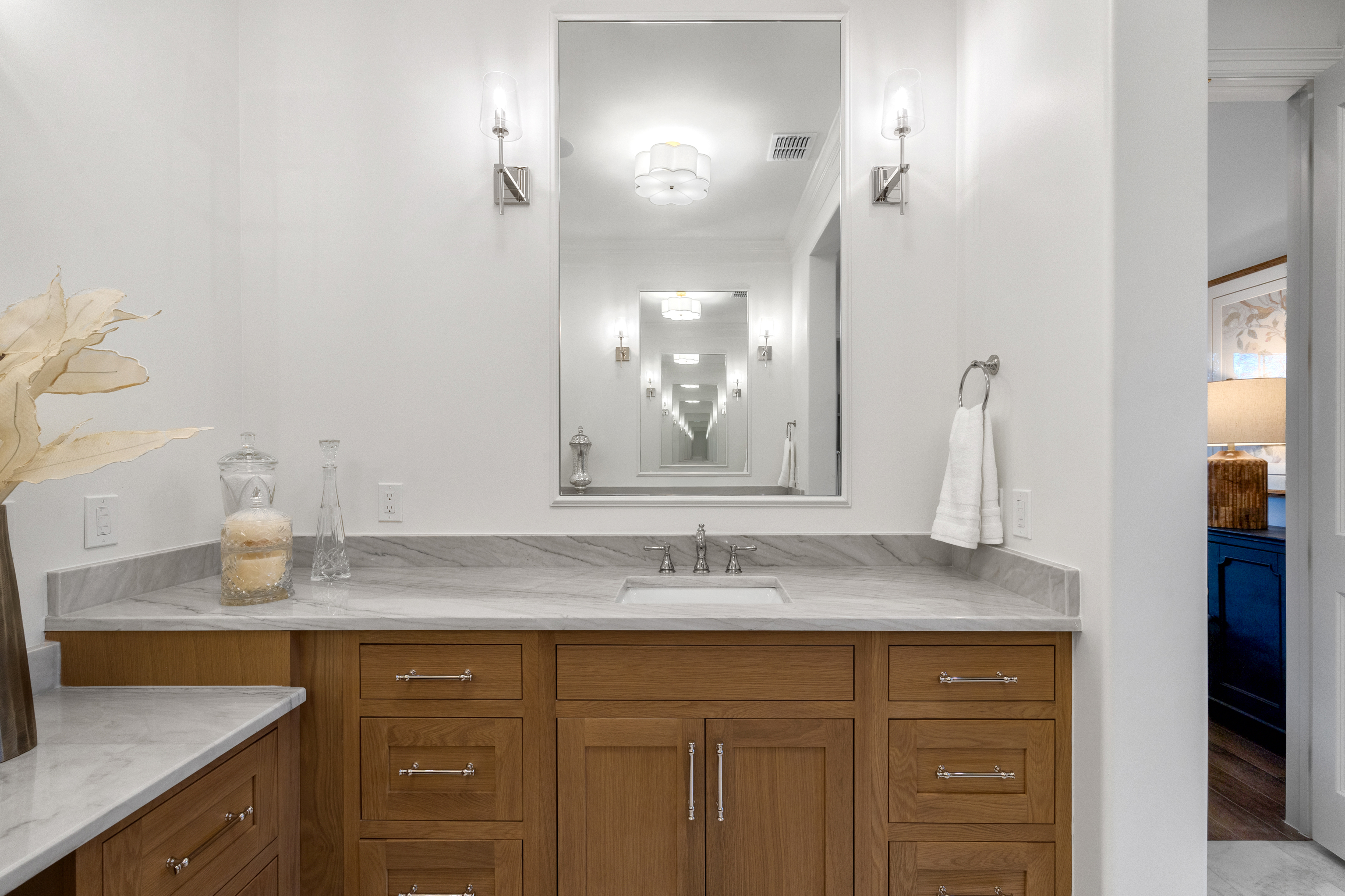  Modern Elegance in Alamo Heights - 物件實景