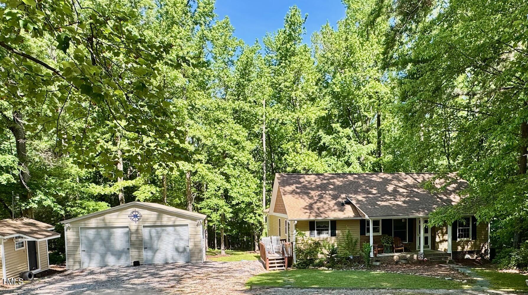 Henderson, North Carolina, 27537, United States, 3 Bedrooms Bedrooms, ,3 BathroomsBathrooms,Residential,For Sale,1848561