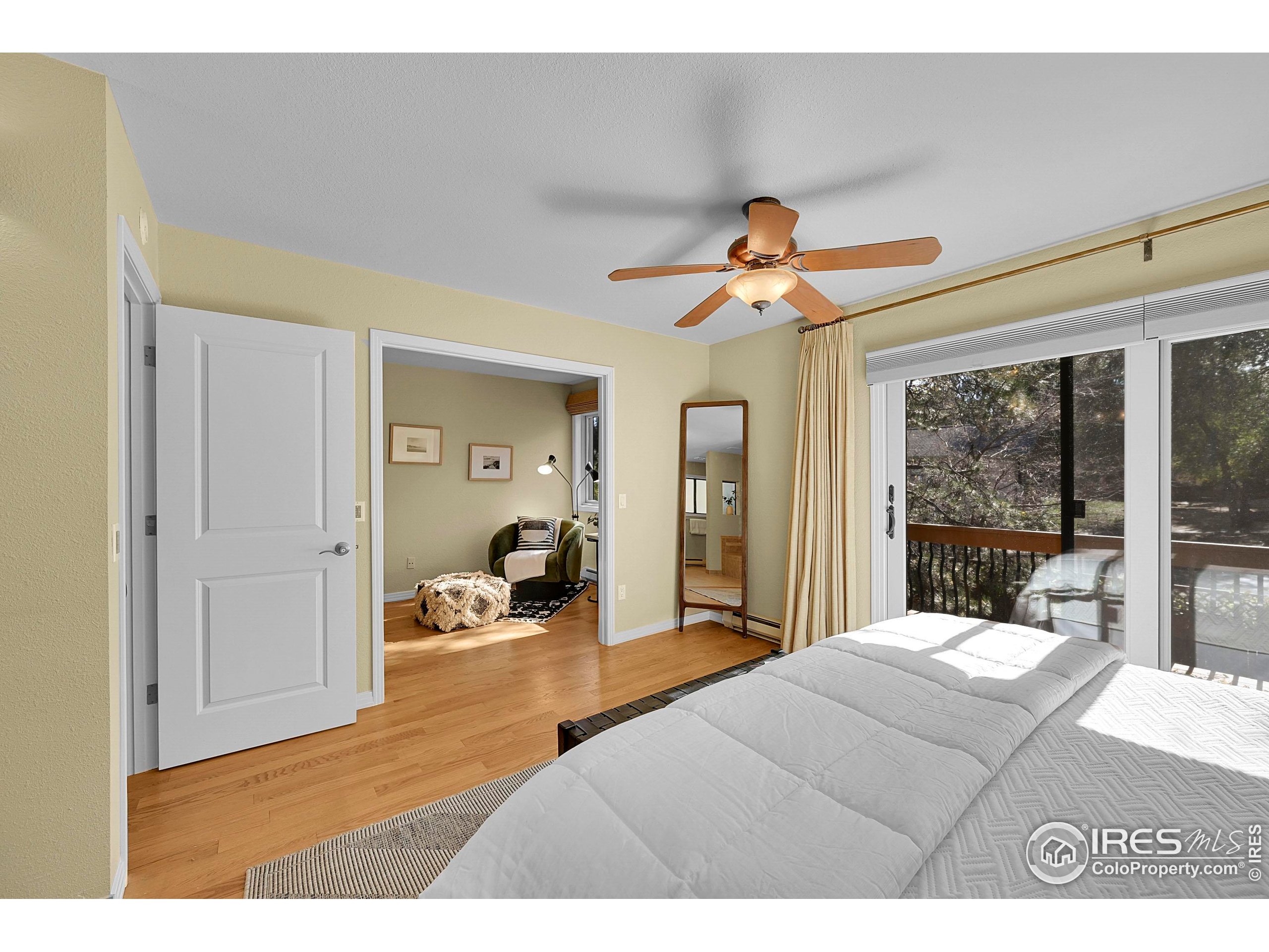 Boulder, Colorado, 80304, United States, 2 Bedrooms Bedrooms, ,3 BathroomsBathrooms,Residential,For Sale,1986544