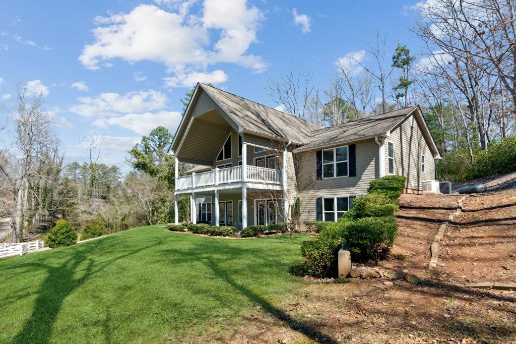 Blairsville, Georgia, 30512, United States, 4 Bedrooms Bedrooms, ,3 BathroomsBathrooms,Residential,For Sale,1913055