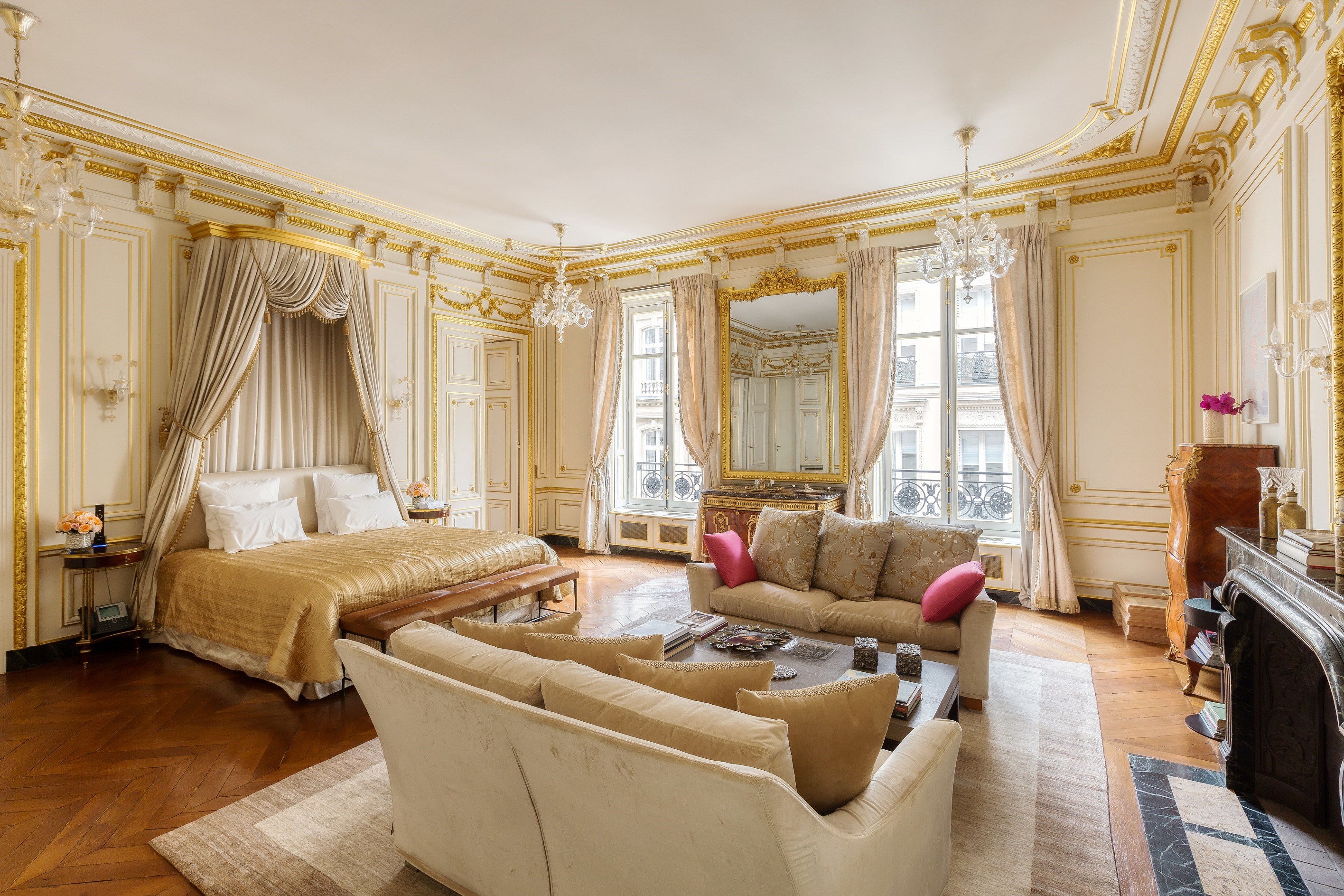  Paris VIII- Beautiful four-bedroom apartment - Palais de l