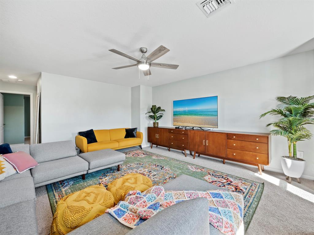 Sarasota, Florida, 34241, United States, 5 Bedrooms Bedrooms, ,3 BathroomsBathrooms,Residential,For Sale,1898457