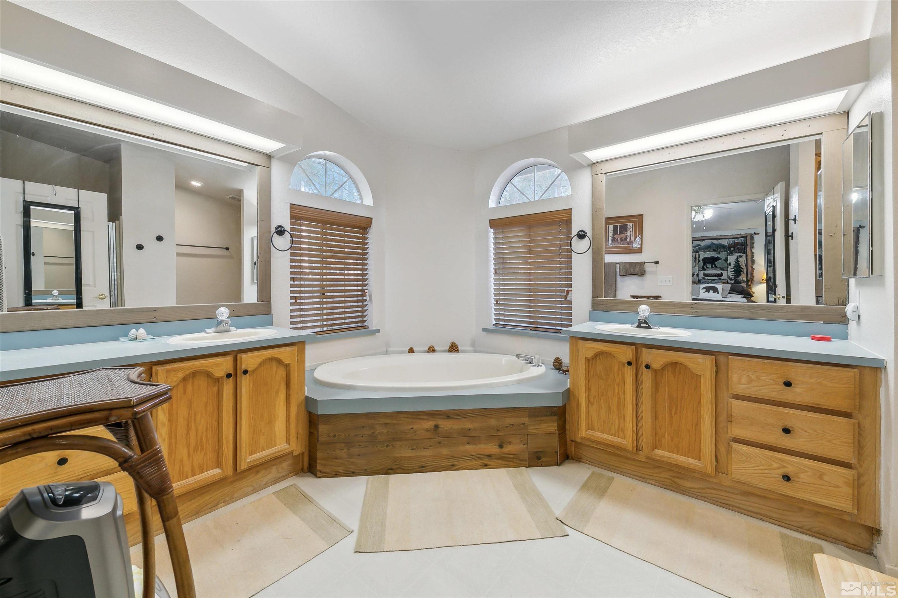 Stateline, Nevada, 89449, United States, 3 Bedrooms Bedrooms, ,2 BathroomsBathrooms,Residential,For Sale,1989064