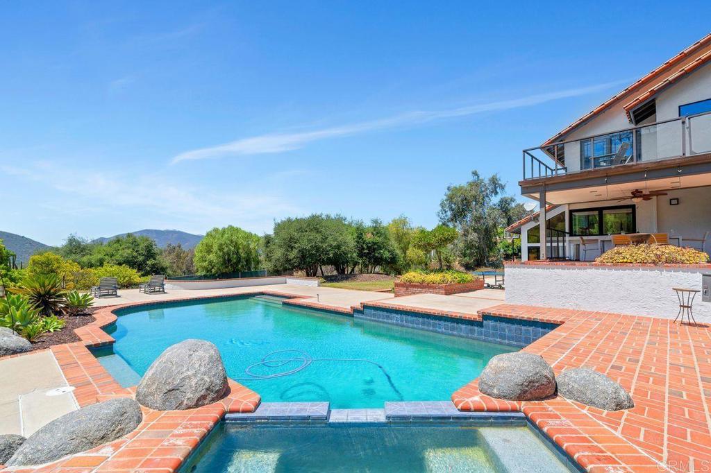 Escondido, California, 92029, United States, 3 Bedrooms Bedrooms, ,3 BathroomsBathrooms,Residential,For Sale,1905867