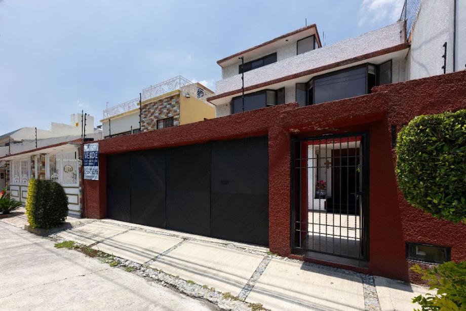 Naucalpan de Juárez, Estado de méxico, 53300, Mexico, 4 Bedrooms Bedrooms, ,4 BathroomsBathrooms,Residential,For Sale,1692816