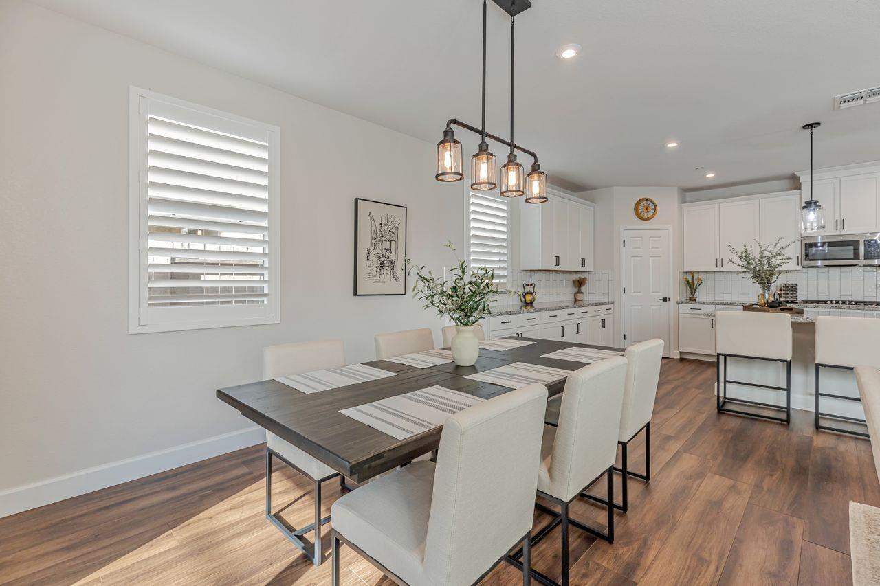 Sacramento, California, 95829, United States, 3 Bedrooms Bedrooms, ,2 BathroomsBathrooms,Residential,For Sale,1950991