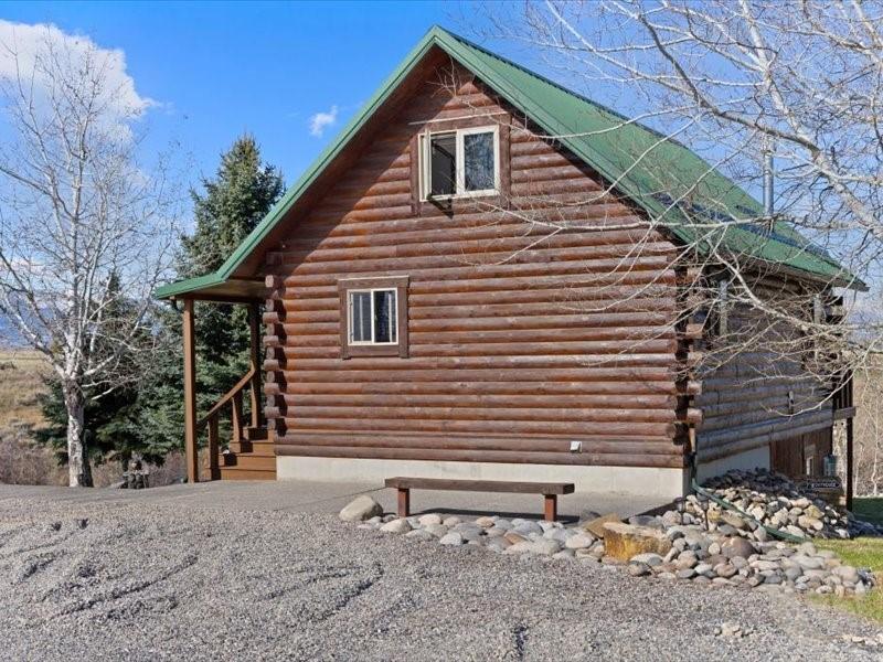 Roberts, Montana, 59070, United States, 2 Bedrooms Bedrooms, ,2 BathroomsBathrooms,Residential,For Sale,1779272