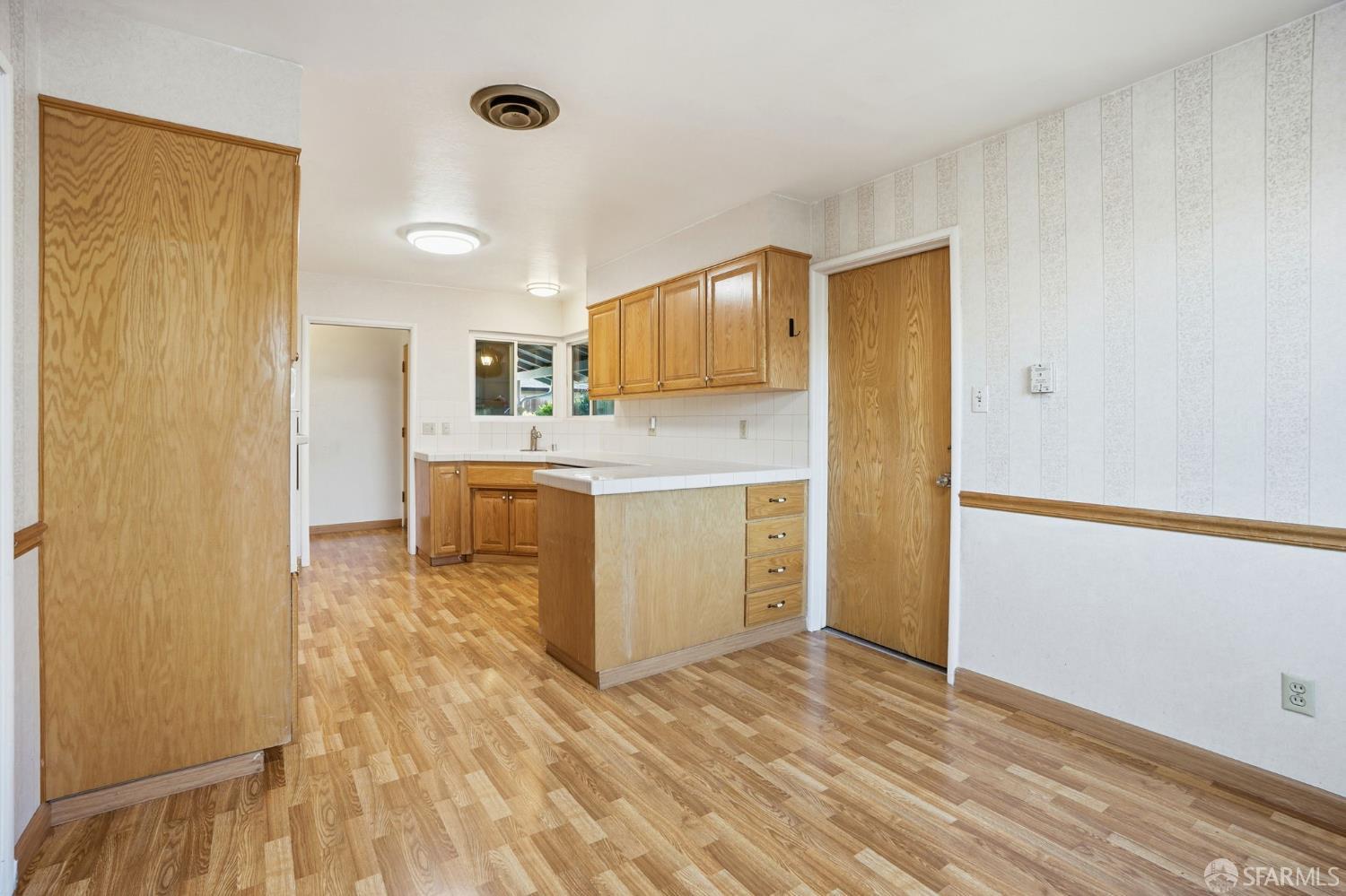 Pittsburg, California, 94565, United States, 3 Bedrooms Bedrooms, ,2 BathroomsBathrooms,Residential,For Sale,2011773