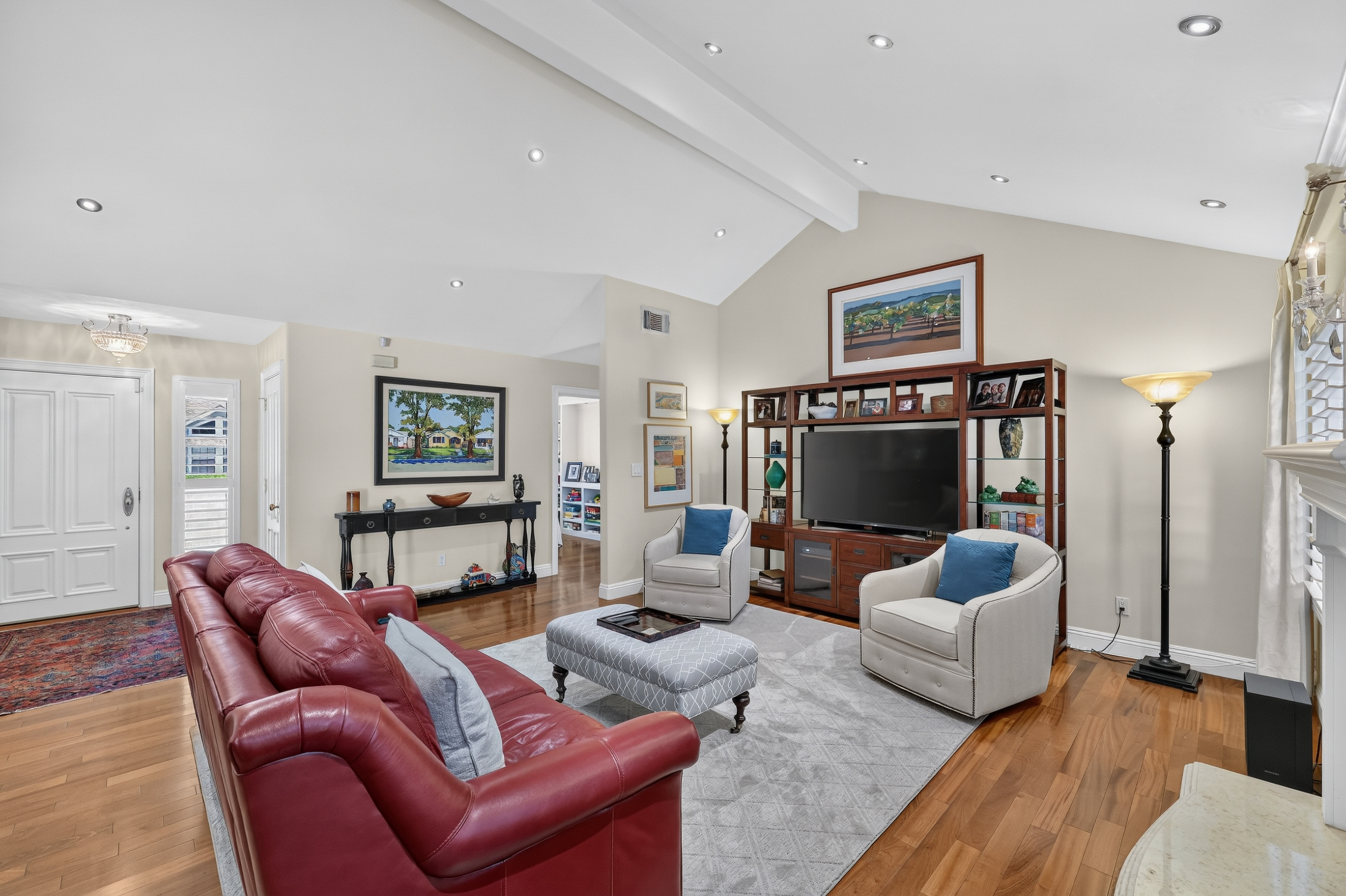  1073 Harrington Way, Carmichael, CA 95608 - 物件實景