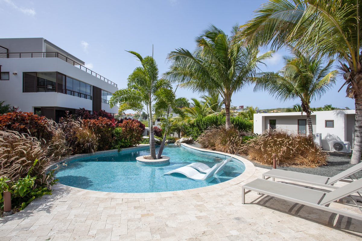 Jan Sofat, CW, 2 Bedrooms Bedrooms, ,2 BathroomsBathrooms,Residential,For Sale,1752587
