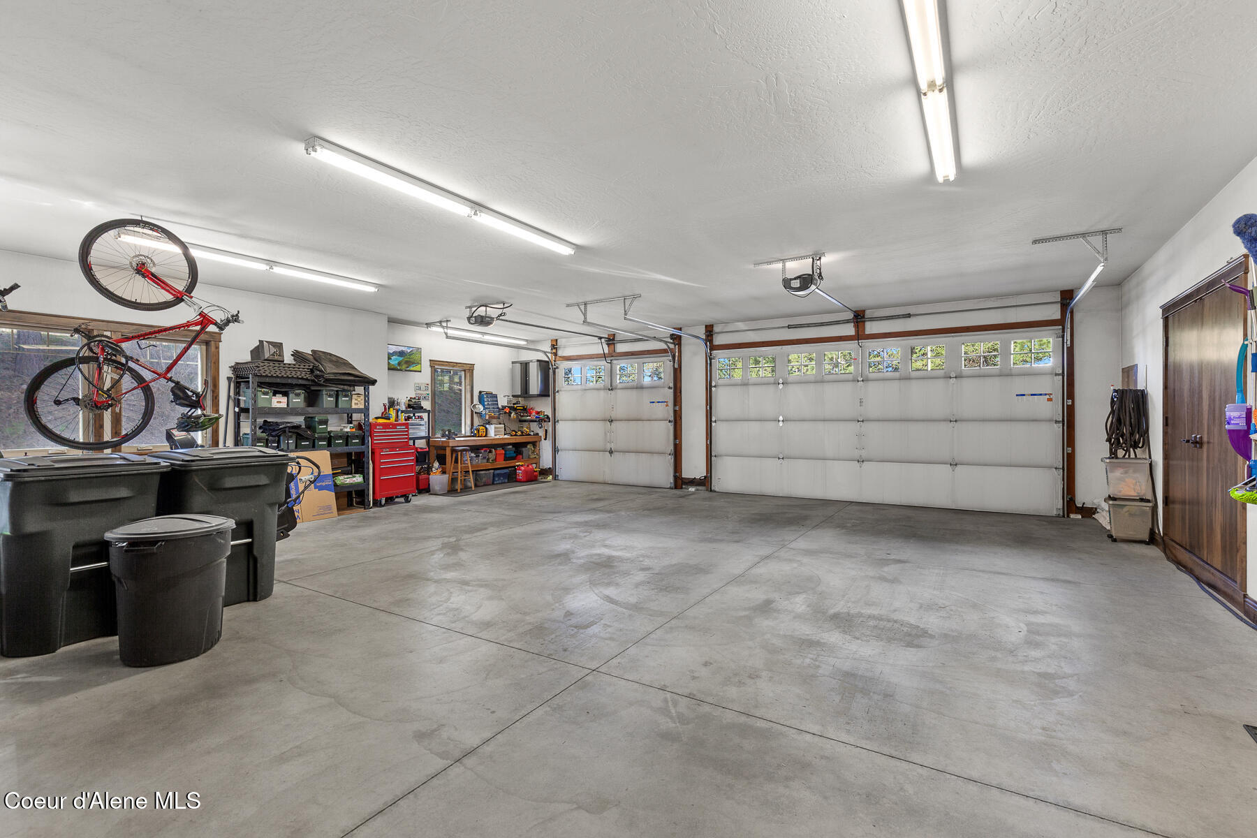 Coeur d'Alene, Idaho, 83814, United States, 5 Bedrooms Bedrooms, ,5 BathroomsBathrooms,Residential,For Sale,2014793