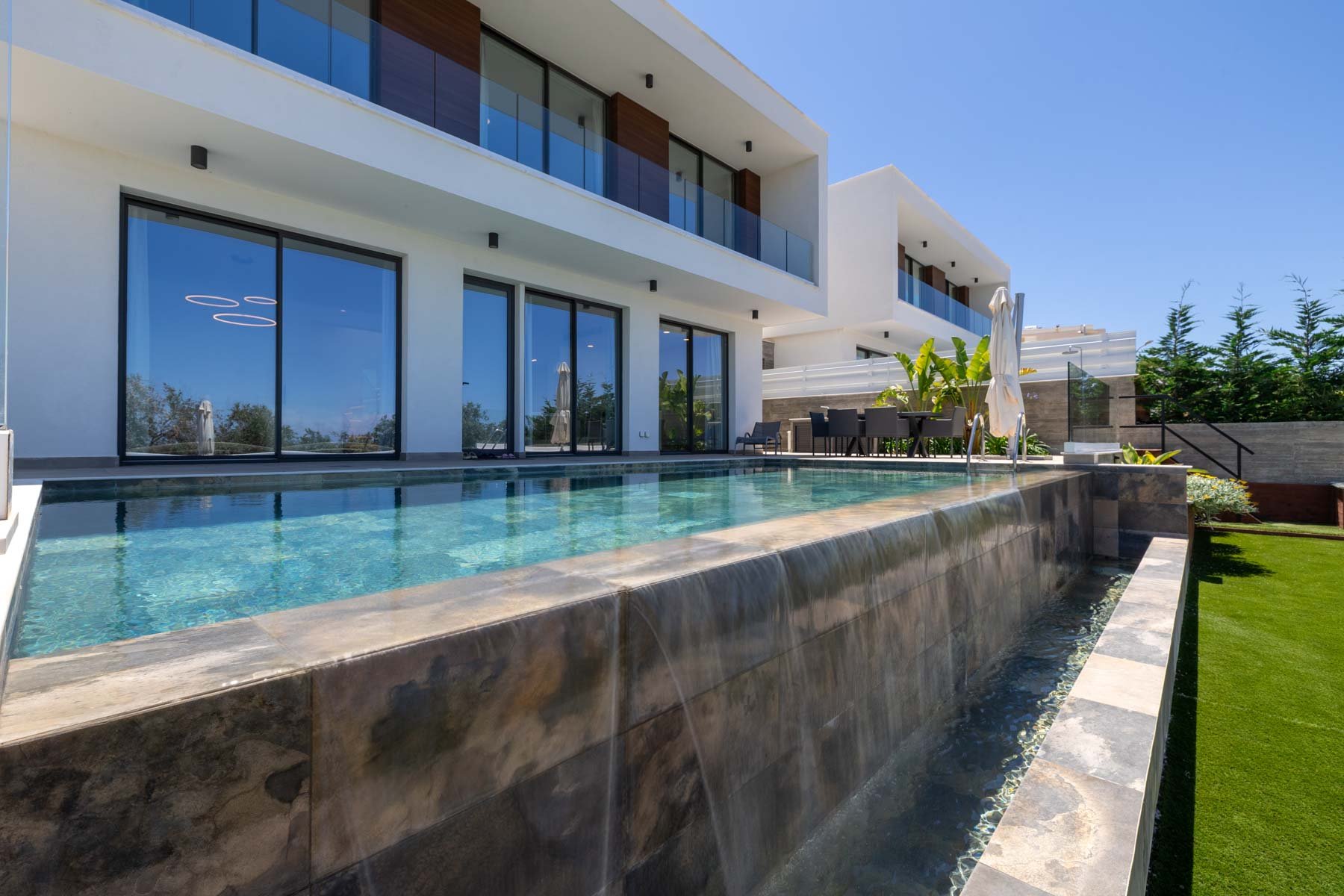  3-Bedroom Sea View Villa with Private Pool in Chloraka, Pafos - 物件實景