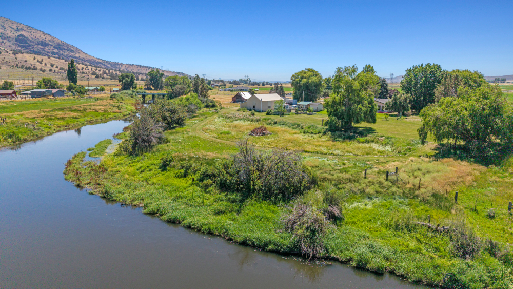 KLAMATH FALLS, Oregon, 97603, United States, 3 Bedrooms Bedrooms, ,2 BathroomsBathrooms,Residential,For Sale,1984285