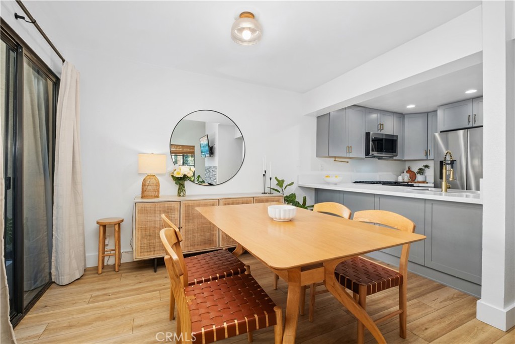 San Juan Capistrano, California, 92675, United States, 2 Bedrooms Bedrooms, ,3 BathroomsBathrooms,Residential,For Sale,1991096