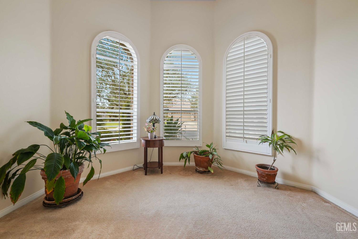 Bakersfield, California, 93314, United States, 5 Bedrooms Bedrooms, ,3 BathroomsBathrooms,Residential,For Sale,1974867