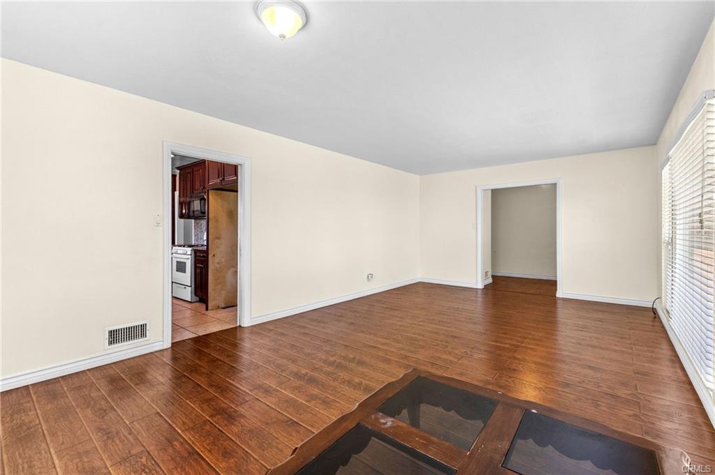 Compton, California, 90221, United States, 3 Bedrooms Bedrooms, ,2 BathroomsBathrooms,Residential,For Sale,1922771