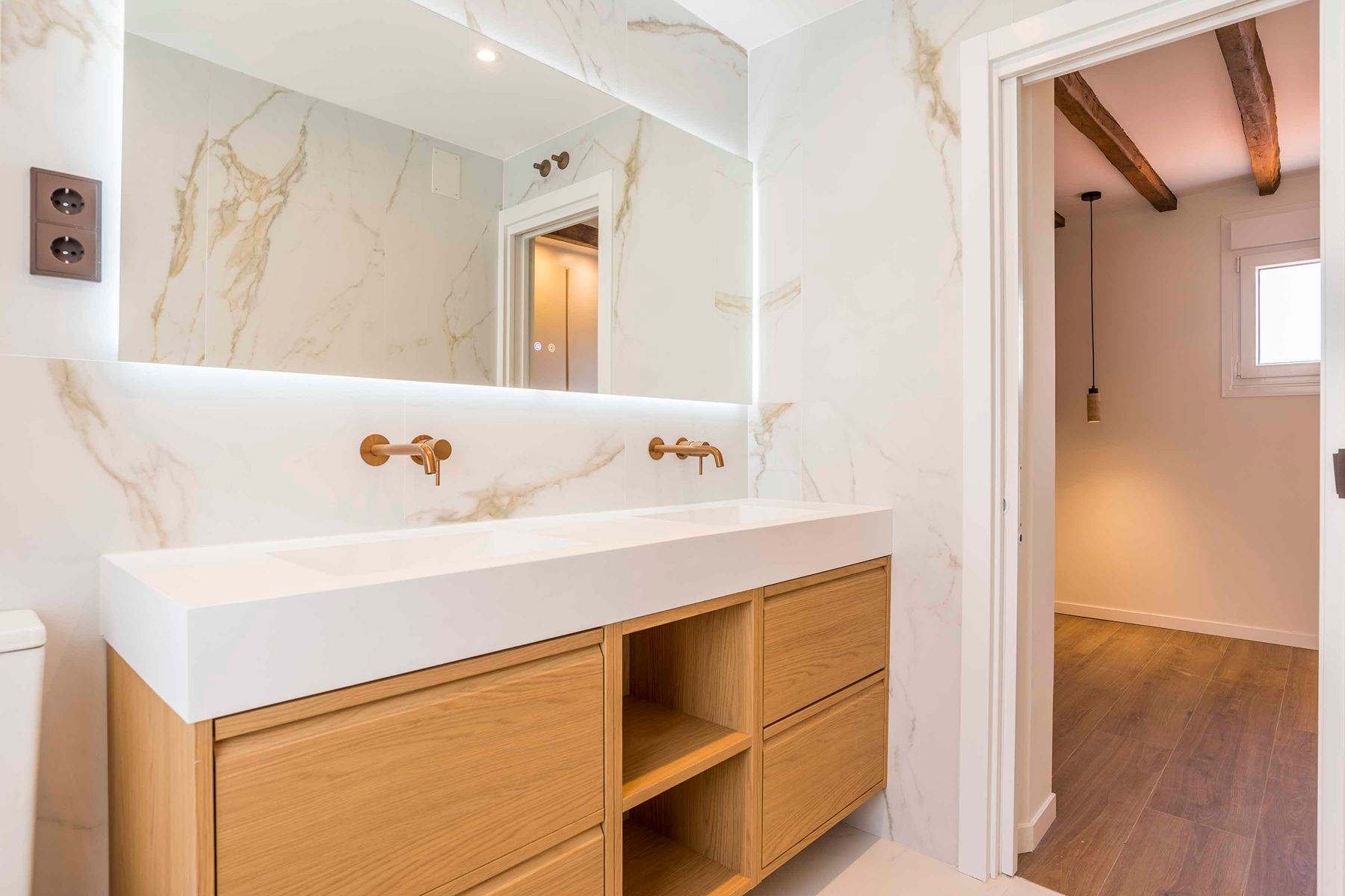  Charming renovated flat on Ruiz Street - 物件實景